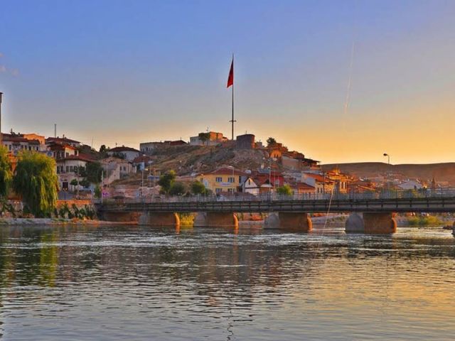 Uçaklı Kapadokya Kayseri Turu 2 Gece 3 Gün Cave Otel Konaklamalı