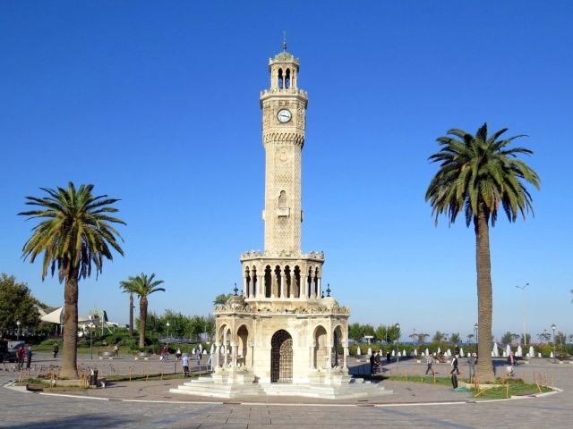 Kurban Bayramı Özel Egenin Saklı Köyleri Alaçatı Sığacık Seferihisar Foça Turu (2 Gece Otel Konaklamalı)