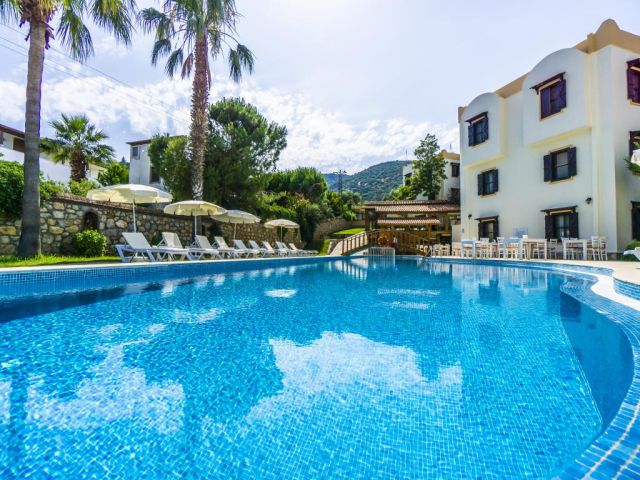 Mira Beach Resort  Otel 3 Gece Konaklamalı Bodrum Tatil Paketi