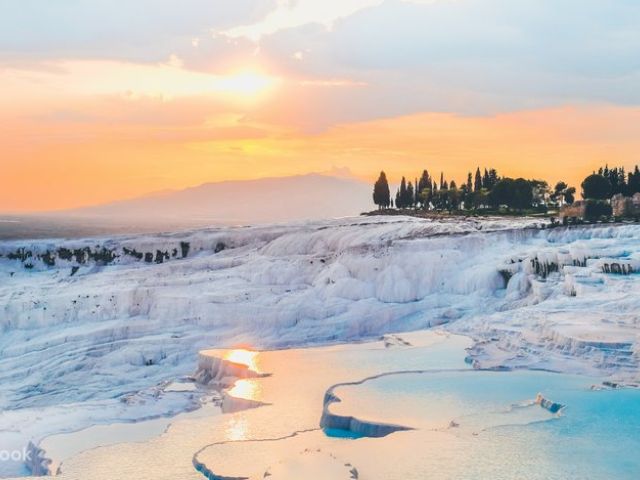 Pamukkale Salda Gölü ve Davraz Kayak Turu 1 Gece