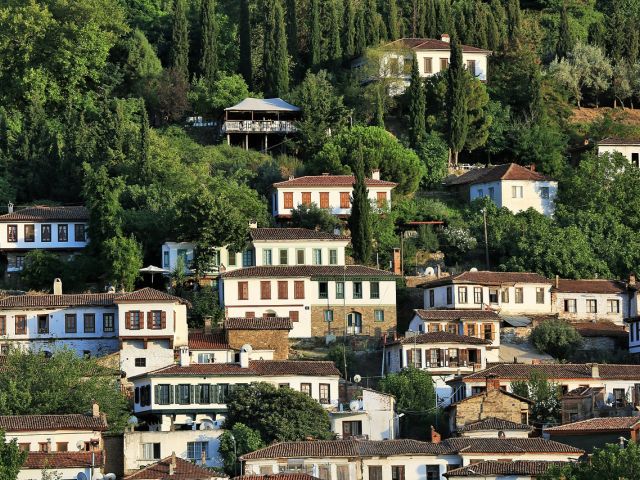 Sevgililer Günü Özel Kuşadası Çeşme Pamukkale Turu 2 Gece