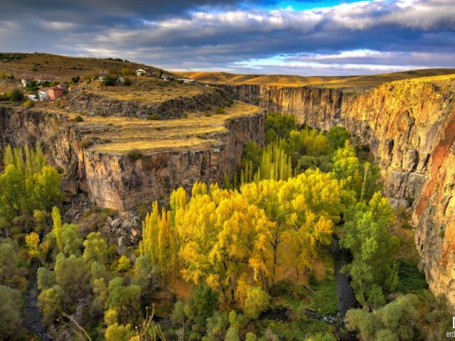 Sevgililer Günü Özel Uçaklı Kapadokya Kayseri Turu 2 Gece 3 Gün Cave Otel Konaklamalı