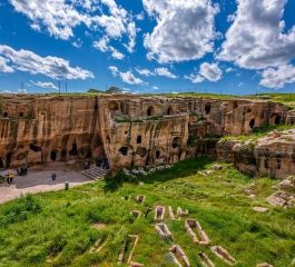 Sevgililer Günü Özel İkonik Mezopotamya Midyat Mardin Turu | 2 Gece Konaklamalı Sabiha Gökçen Havalimanı Hareketli